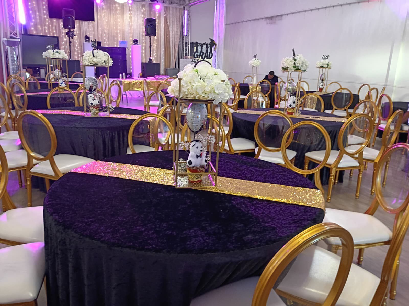 Luxurious graduation party